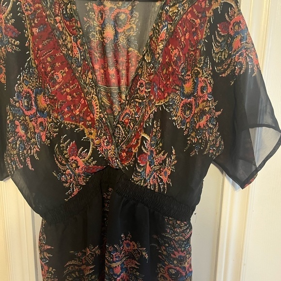 Plus size maternity top - Picture 6 of 6